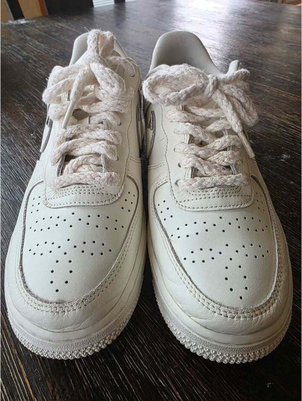 Nike Air Force 1 07 Lv8 Chrome tips